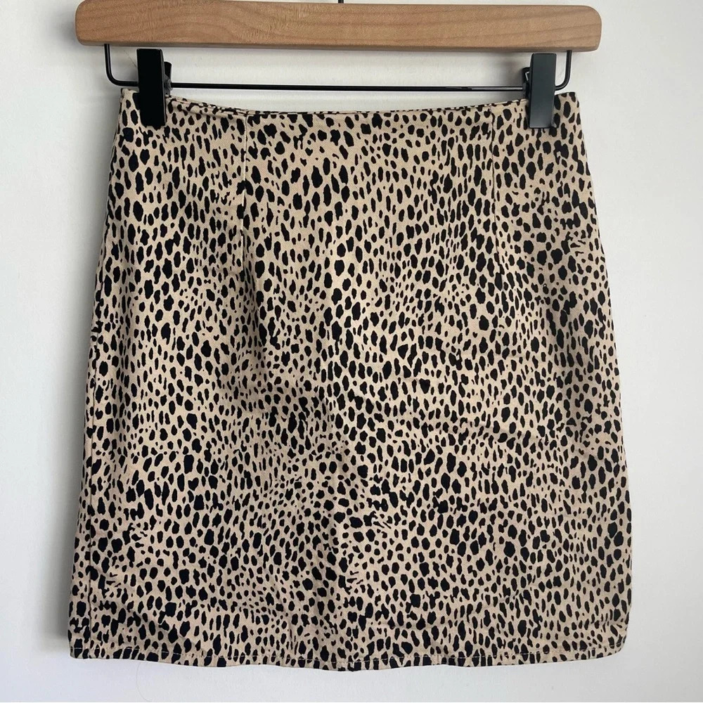 Brandy Melville leopard print high waist mini skirt size XS